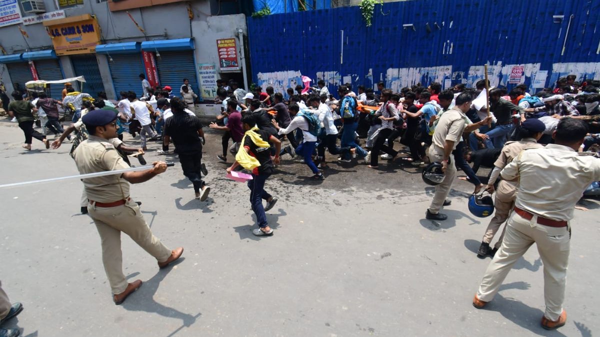 Lathicharge