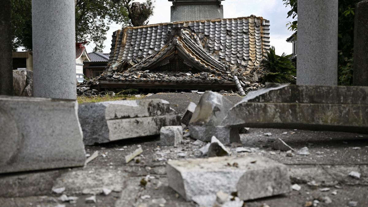 Japan Earthquake (4)