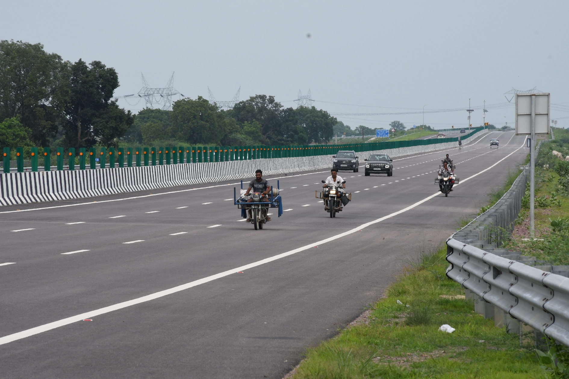 Lucknow Kanpur Expressway Damaged